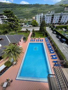 SunLake Hotel